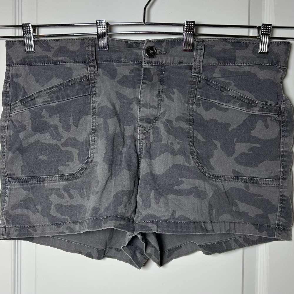 UNIONBAY Cotton Gray Tonal Camo Print Mid Rise Shorts Y2K Indie Sleaze Style